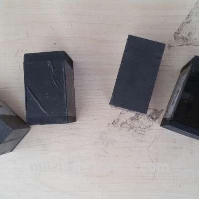 Isostatic graphite